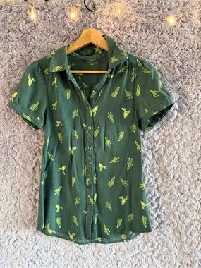 ModCloth | Cactus Print Button-up Small